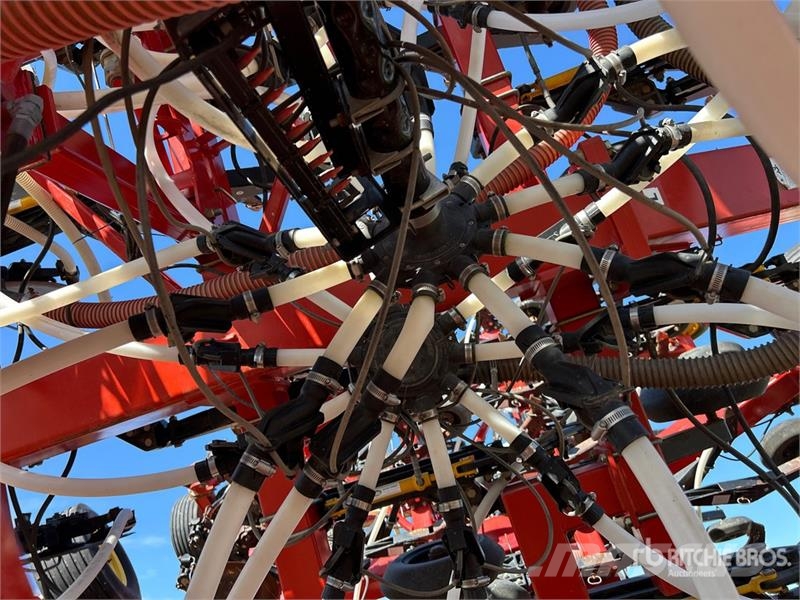 Bourgault 3320 PHD 66 ft Air Drill Perfuradoras