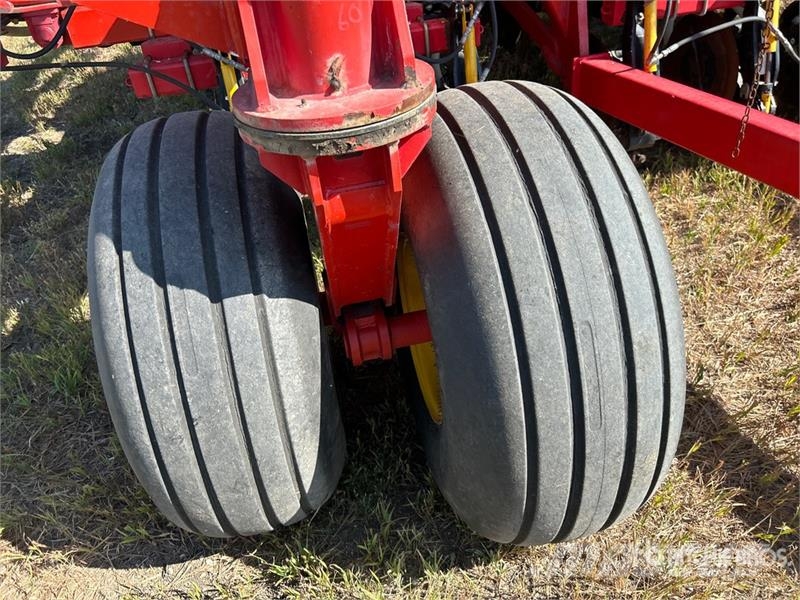 Bourgault 3320 PHD 66 ft Air Drill Perfuradoras