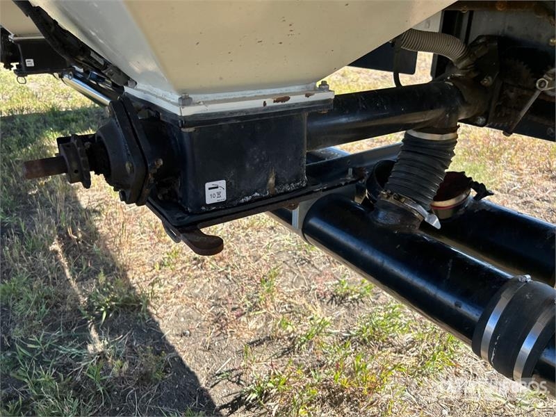 Bourgault 3320 PHD 66 ft Air Drill Perfuradoras