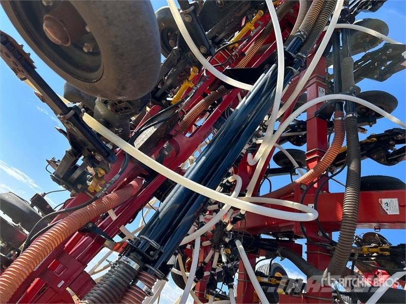 Bourgault 3320 PHD 66 ft Air Drill Perfuradoras