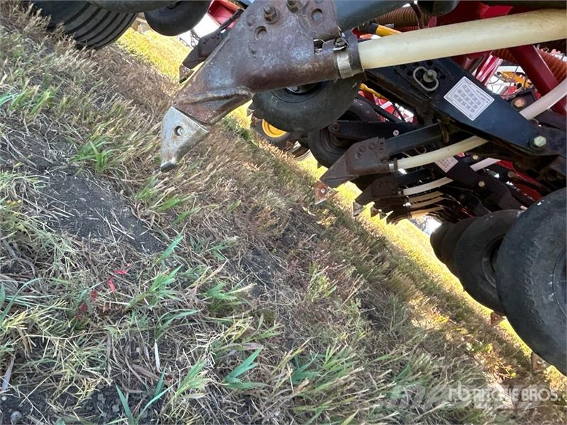 Bourgault 3320 PHD 66 ft Air Drill Perfuradoras