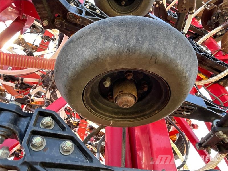 Bourgault 3320 PHD 66 ft Air Drill Perfuradoras