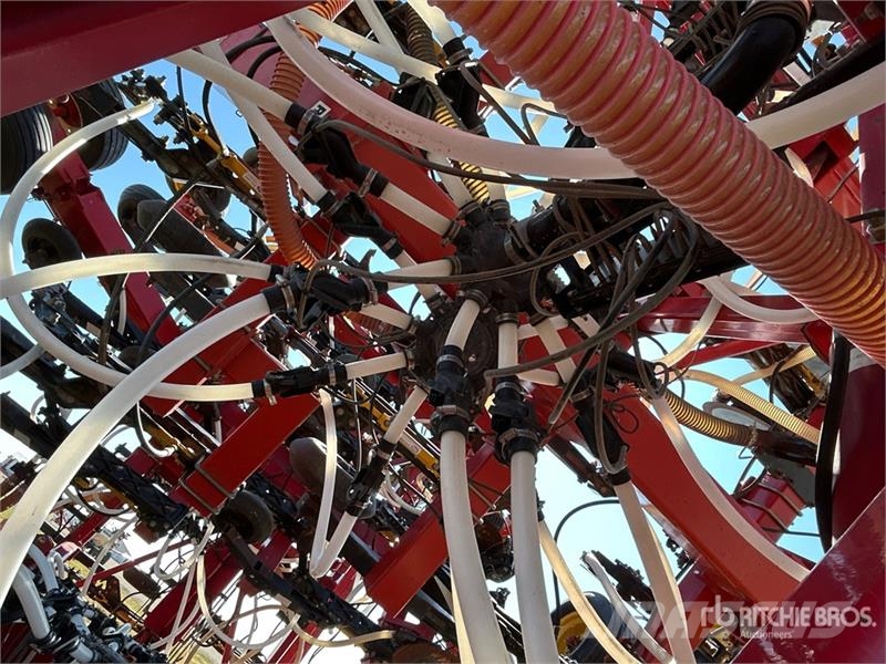 Bourgault 3320 PHD 66 ft Air Drill Perfuradoras