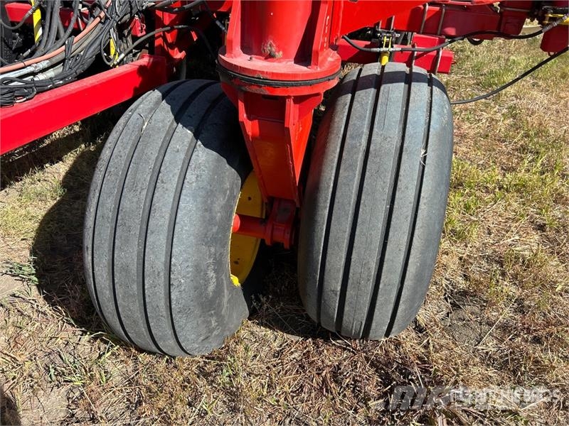 Bourgault 3320 PHD 66 ft Air Drill Perfuradoras