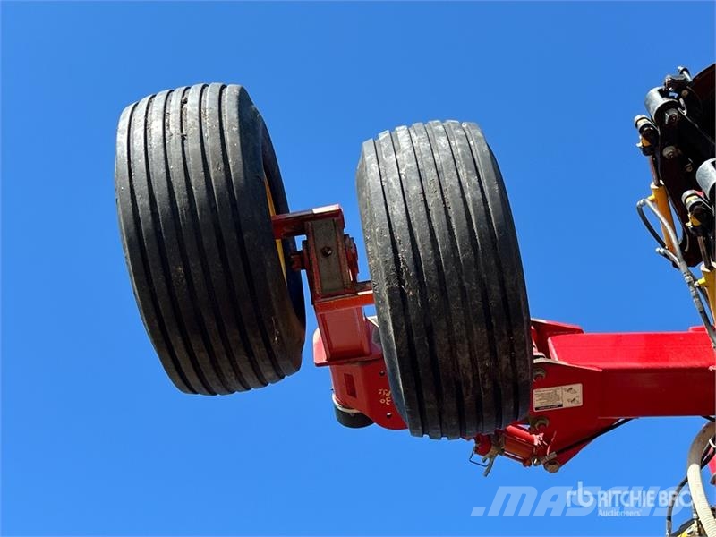Bourgault 3320 PHD 66 ft Air Drill Perfuradoras