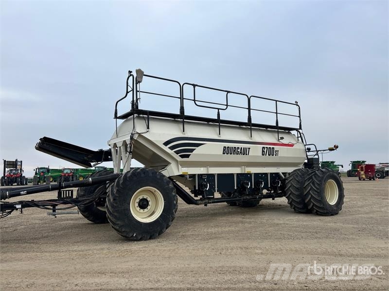 Bourgault 3320 PHD QDA 66 ft Air Drill مثاقيب