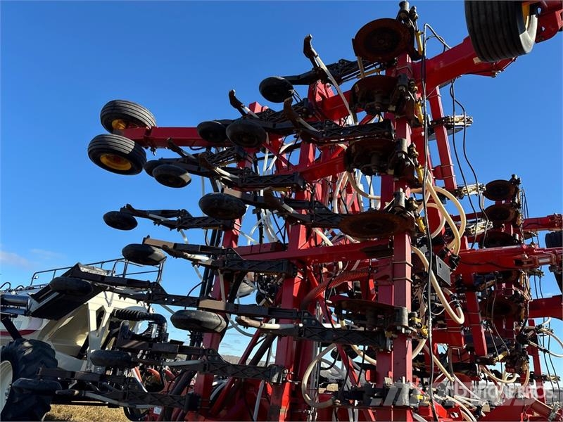 Bourgault 3320 QDA 66 ft Air Drill Sorvetőgép