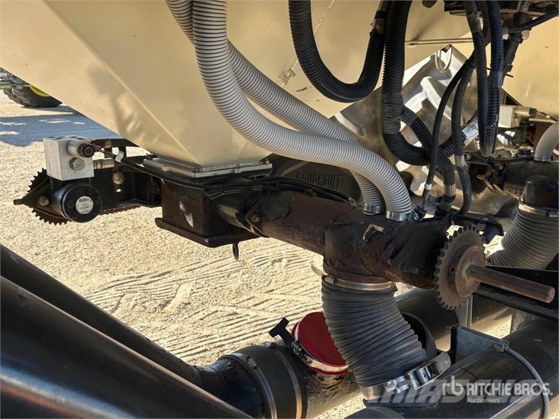 Bourgault 3320 QDA 76 ft Air Drill Sembradoras