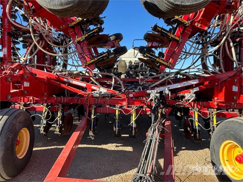 Bourgault 3320 QDA 76 ft Air Drill Sembradoras
