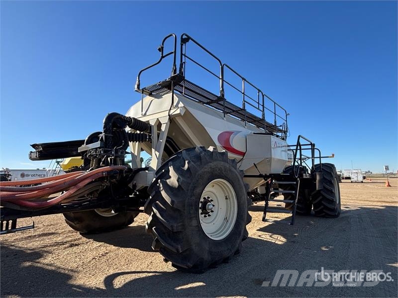 Bourgault 3320 QDA 76 ft Air Drill Sembradoras