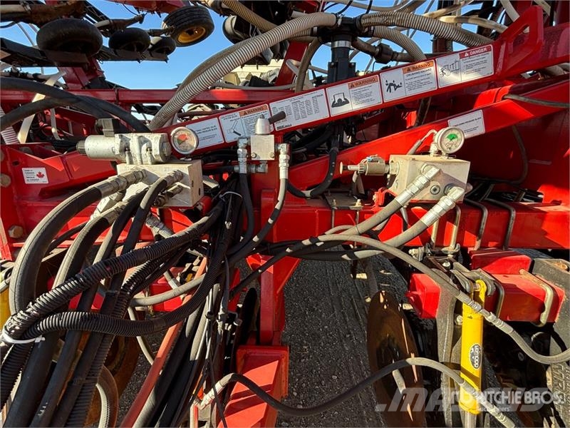 Bourgault 3320 QDA 76 ft Air Drill Sembradoras