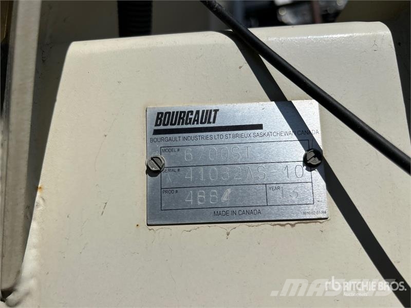 Bourgault 3320PHD 66 ft Air Drill Sijačice