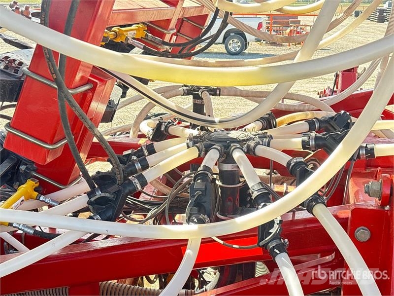 Bourgault 3320PHD 76 ft Air Drill Sorvetőgép