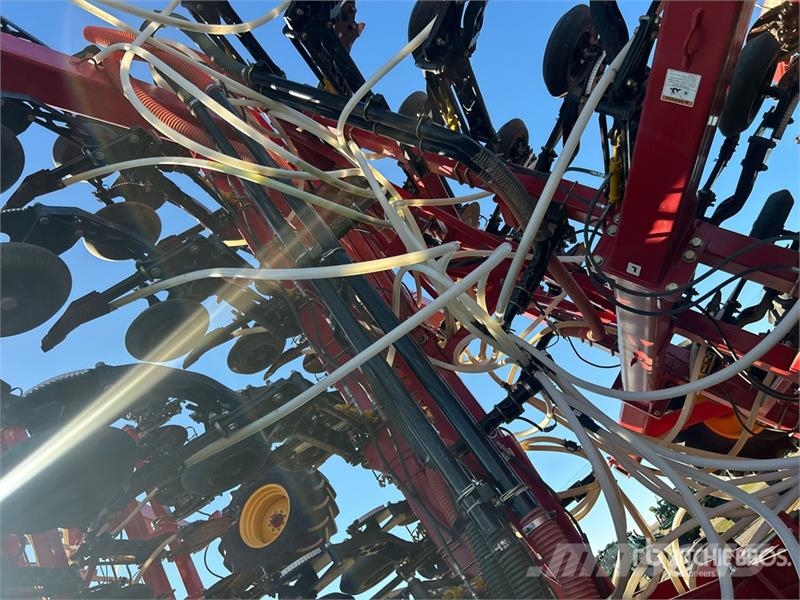 Bourgault 3320PHD 76 ft Air Drill Sējmašīnas