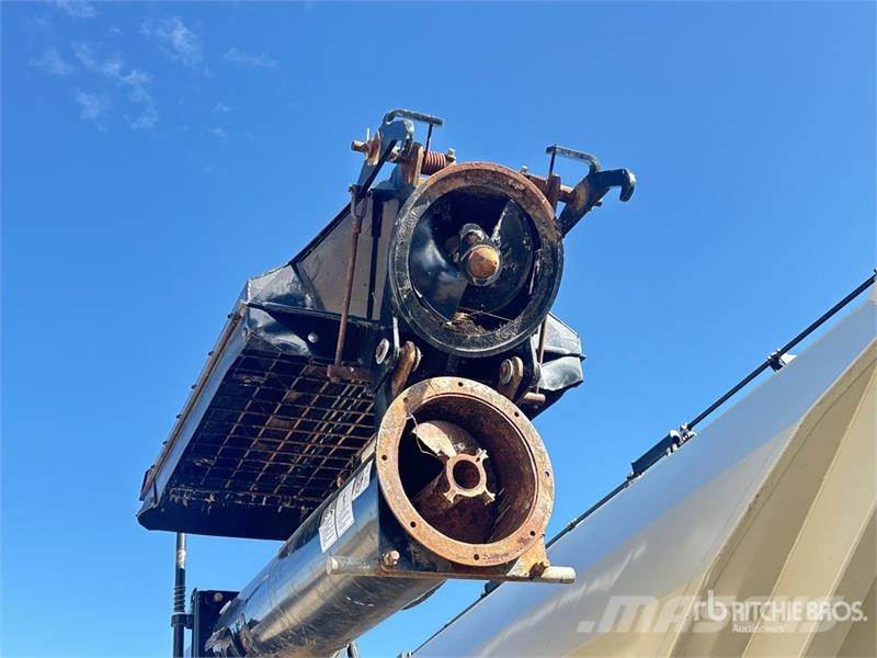 Bourgault 3320PHD 76 ft Air Drill Sorvetőgép