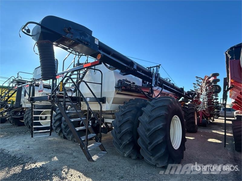 Bourgault 3320PHD 76 ft Air Drill Sējmašīnas