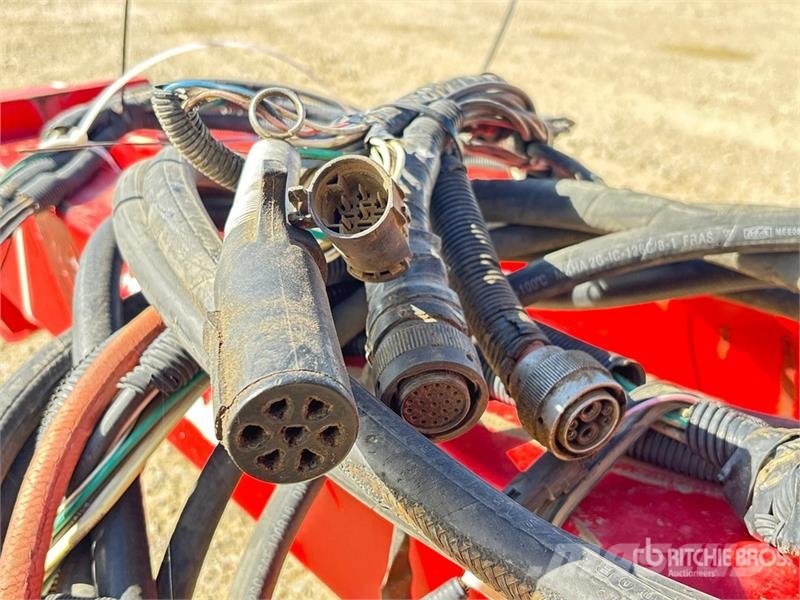 Bourgault 3320PHD 76 ft Air Drill Sorvetőgép
