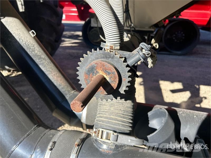 Bourgault 3320PHD 76 ft Air Drill Sējmašīnas