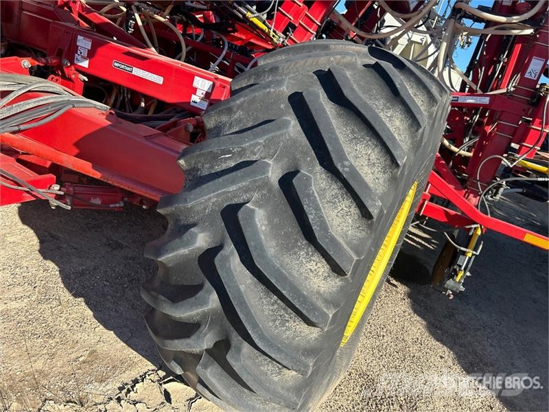 Bourgault 3320PHD 76 ft Air Drill Sējmašīnas