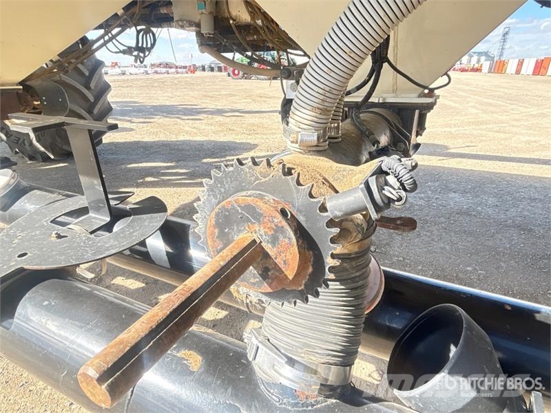 Bourgault 3320PHD 76 ft Air Drill Sorvetőgép