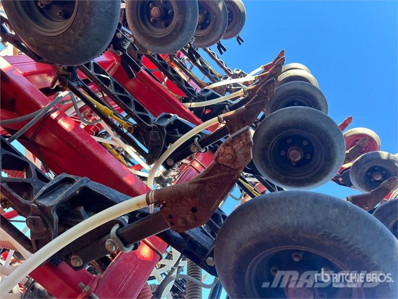 Bourgault 3320PHD 76 ft Air Drill Sējmašīnas