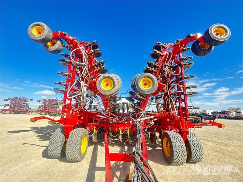 Bourgault 3320PHD 76 ft Air Drill Sorvetőgép