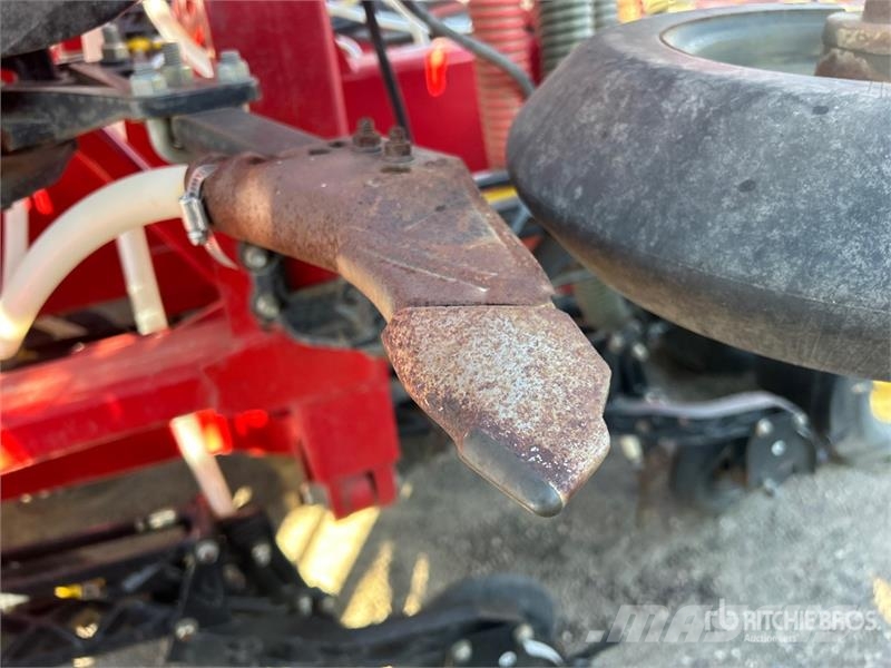 Bourgault 3320PHD 76 ft Air Drill Sējmašīnas