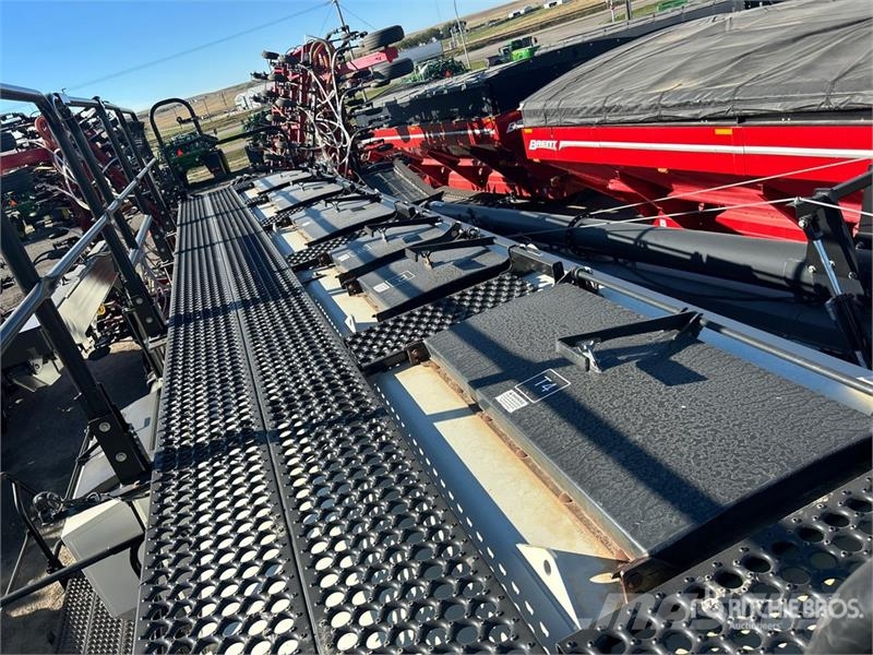 Bourgault 3320PHD 76 ft Air Drill Sējmašīnas