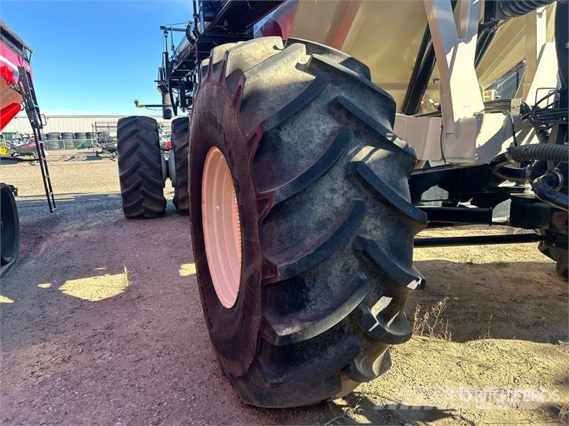Bourgault 3320PHD 76 ft Air Drill Sējmašīnas
