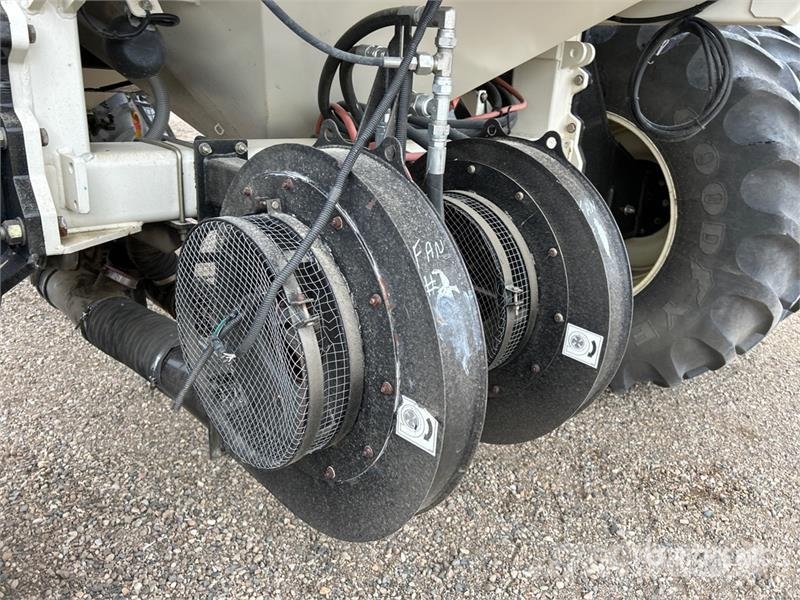 Bourgault 3320PHD QDA 66 ft Air Drill Perfuradoras