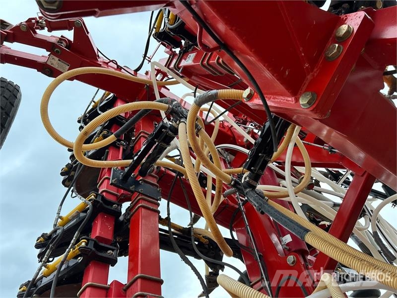 Bourgault 3320PHD QDA 66 ft Air Drill Perfuradoras