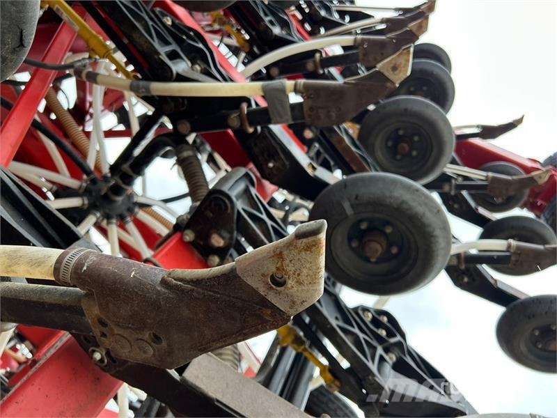 Bourgault 3320PHD QDA 66 ft Air Drill Perfuradoras