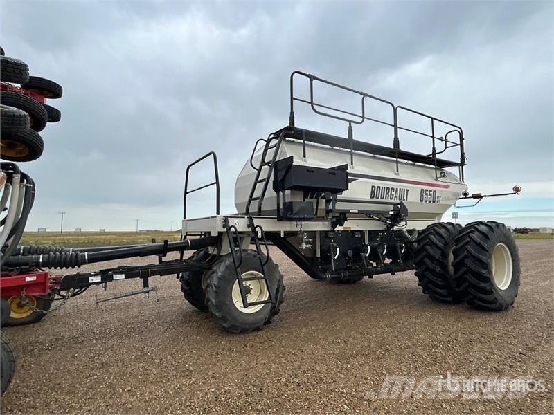 Bourgault 3320PHD QDA 66 ft Air Drill Perfuradoras