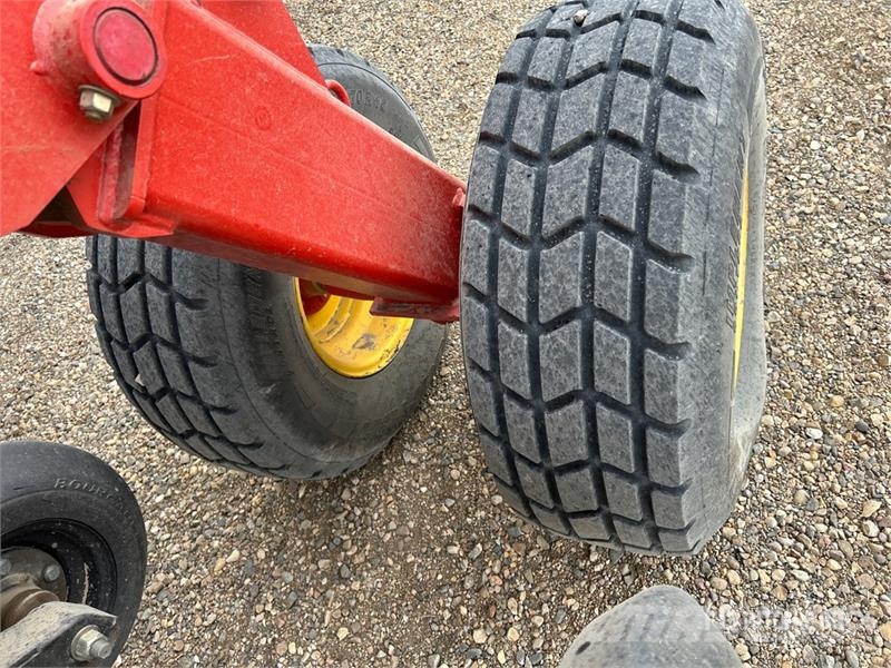 Bourgault 3320PHD QDA 66 ft Air Drill Perfuradoras