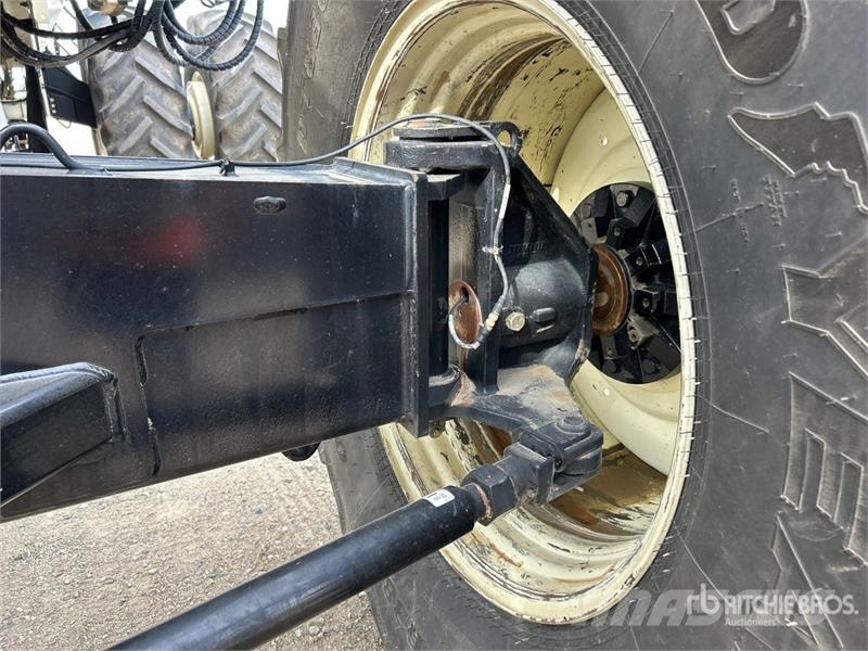 Bourgault 3320PHD XTC HF 76 ft Air Drill مثاقيب
