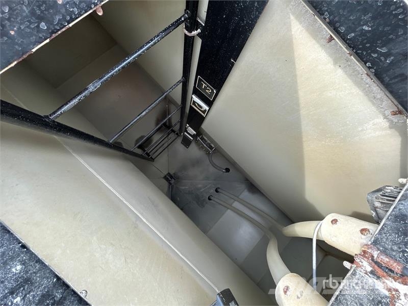 Bourgault 3320PHD XTC HF 76 ft Air Drill مثاقيب