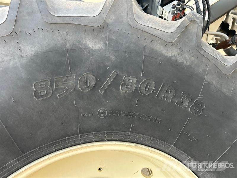 Bourgault 3320PHD XTC HF 76 ft Air Drill مثاقيب
