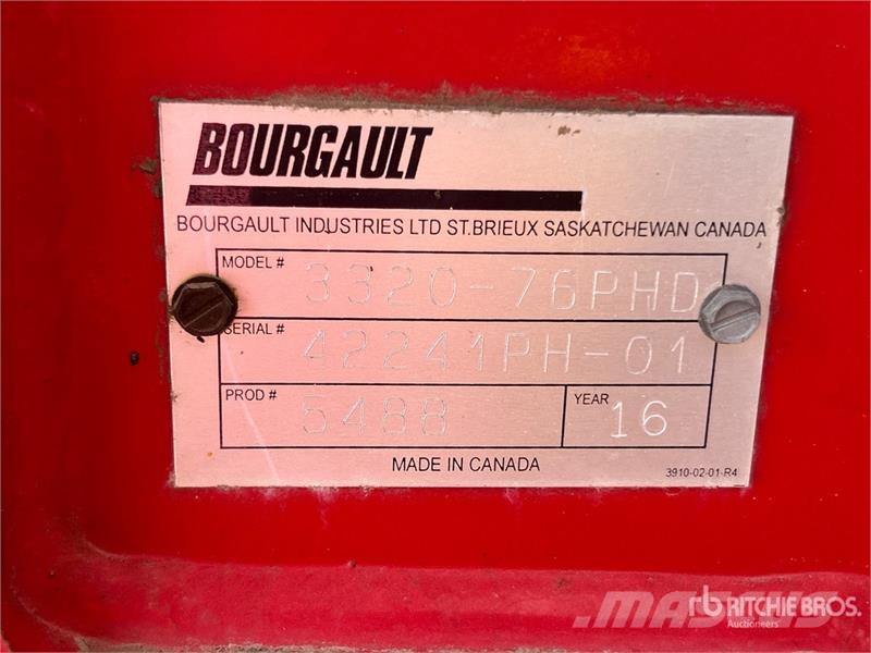 Bourgault 3320PHD XTC HF 76 ft Air Drill مثاقيب