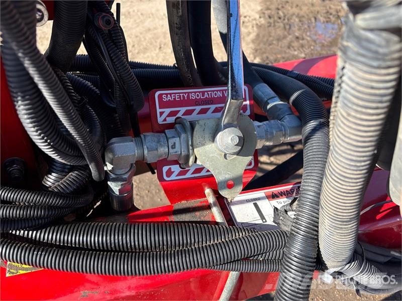 Bourgault 3320PHD XTC HF 84 ft Air Drill ドリル