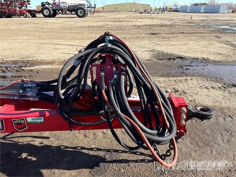 Bourgault 3320PHD XTC HF 84 ft Air Drill ドリル