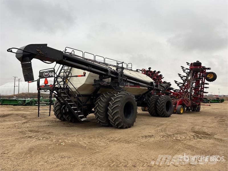 Bourgault 3330 86 ft Air Drill مثاقيب