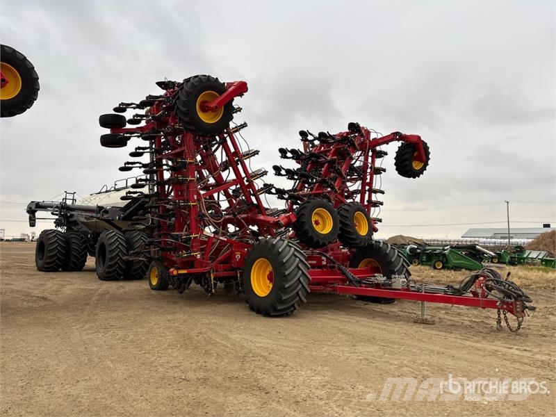 Bourgault 3330 86 ft Air Drill مثاقيب