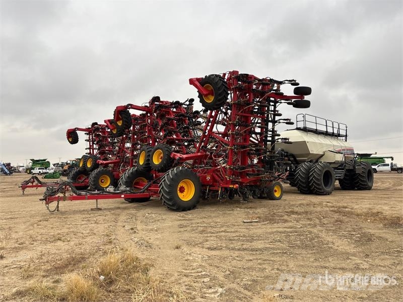 Bourgault 3330 86 ft Air Drill مثاقيب