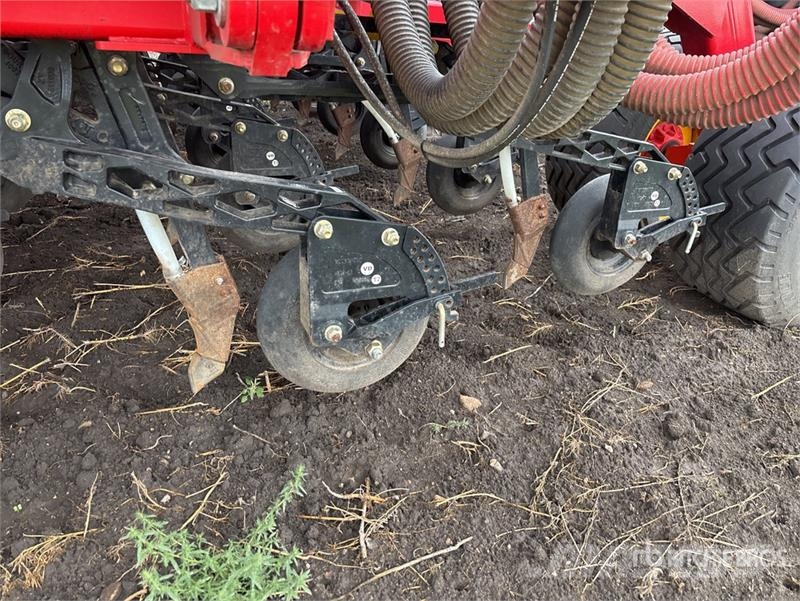 Bourgault 3330 86PHD 86 ft Air Drill Sijačice