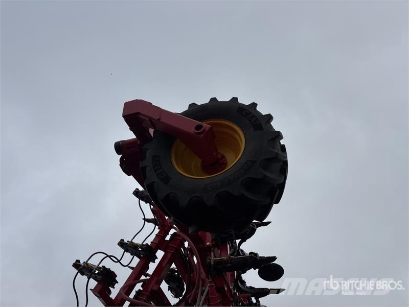 Bourgault 3330 86PHD 86 ft Air Drill Sijačice