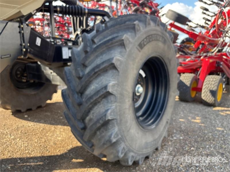 Bourgault 3330 86PHD 86 ft Air Drill Sijačice
