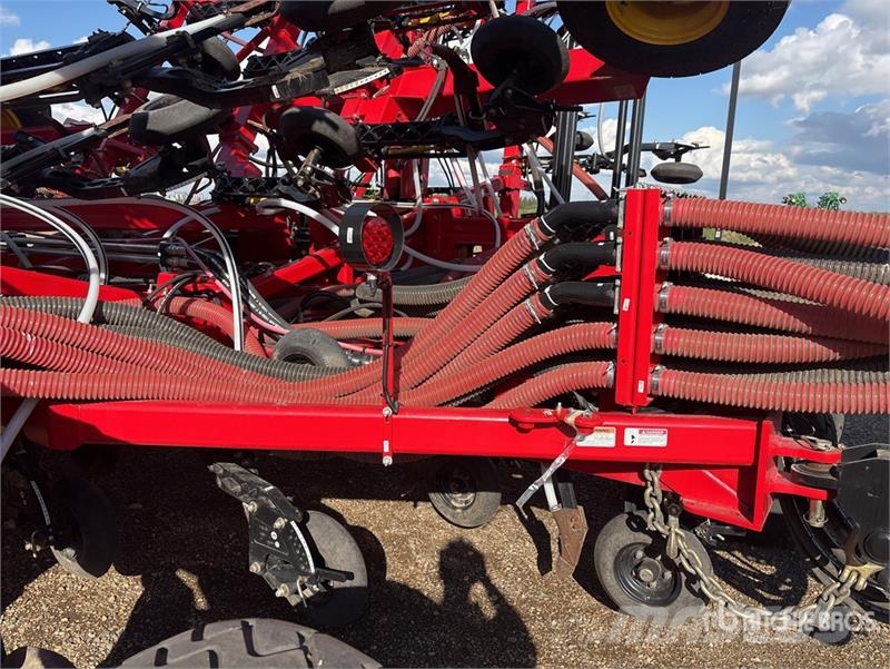 Bourgault 3330 86PHD 86 ft Air Drill Sijačice