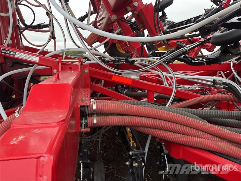 Bourgault 3330 86PHD 86 ft Air Drill Sijačice