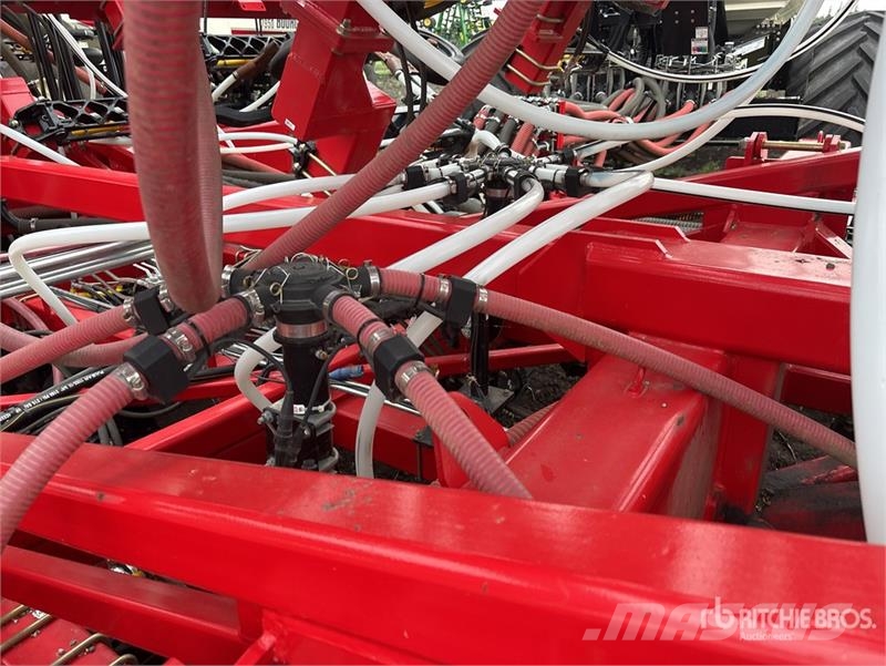 Bourgault 3330 86PHD 86 ft Air Drill Sijačice