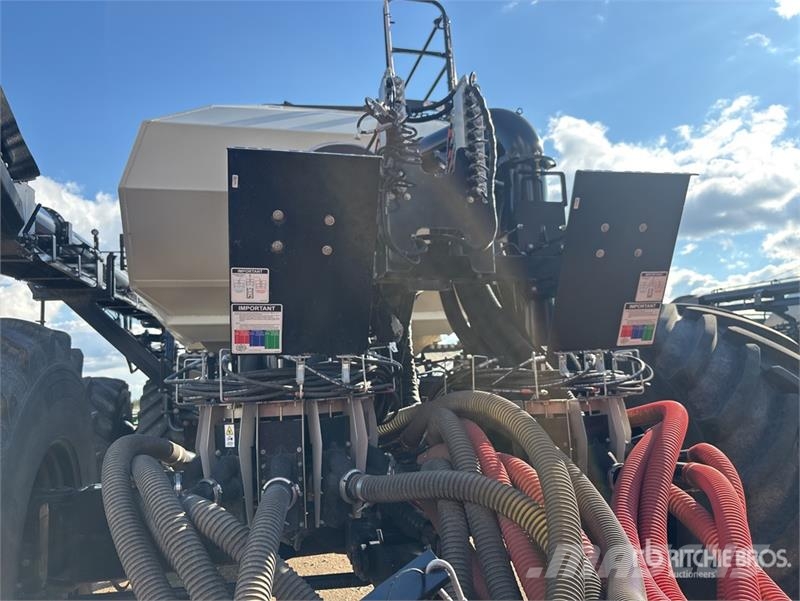 Bourgault 3330 86PHD 86 ft Air Drill Sijačice